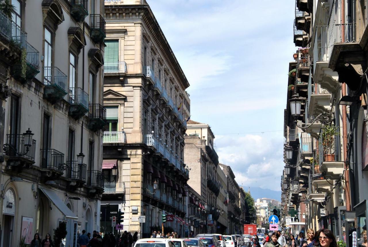 Wonderful Via Etnea Apartment Catania Exterior photo